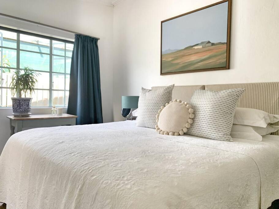 The Town House - Lower Knysna Central Экстерьер фото